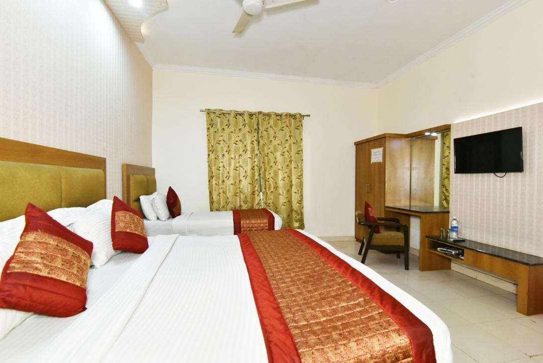 Hotel B-Comfort Amritsar Zewnętrze zdjęcie