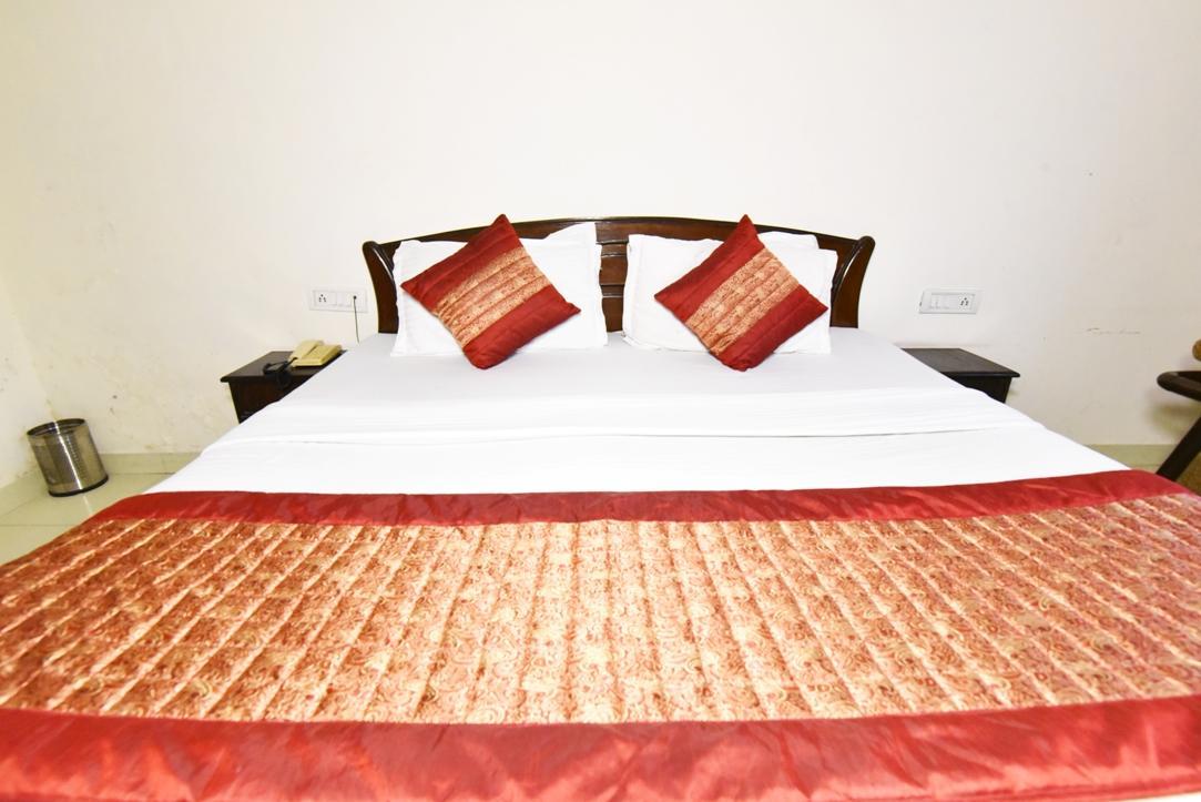 Hotel B-Comfort Amritsar Zewnętrze zdjęcie