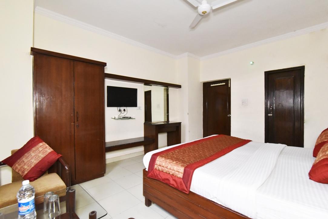 Hotel B-Comfort Amritsar Zewnętrze zdjęcie