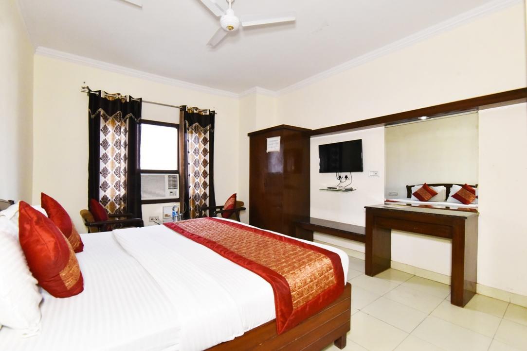 Hotel B-Comfort Amritsar Zewnętrze zdjęcie